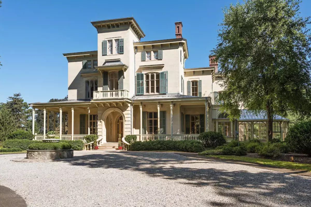 1852 Italianate Villa Nuits Estate, Ardley-on-Hudson, New York