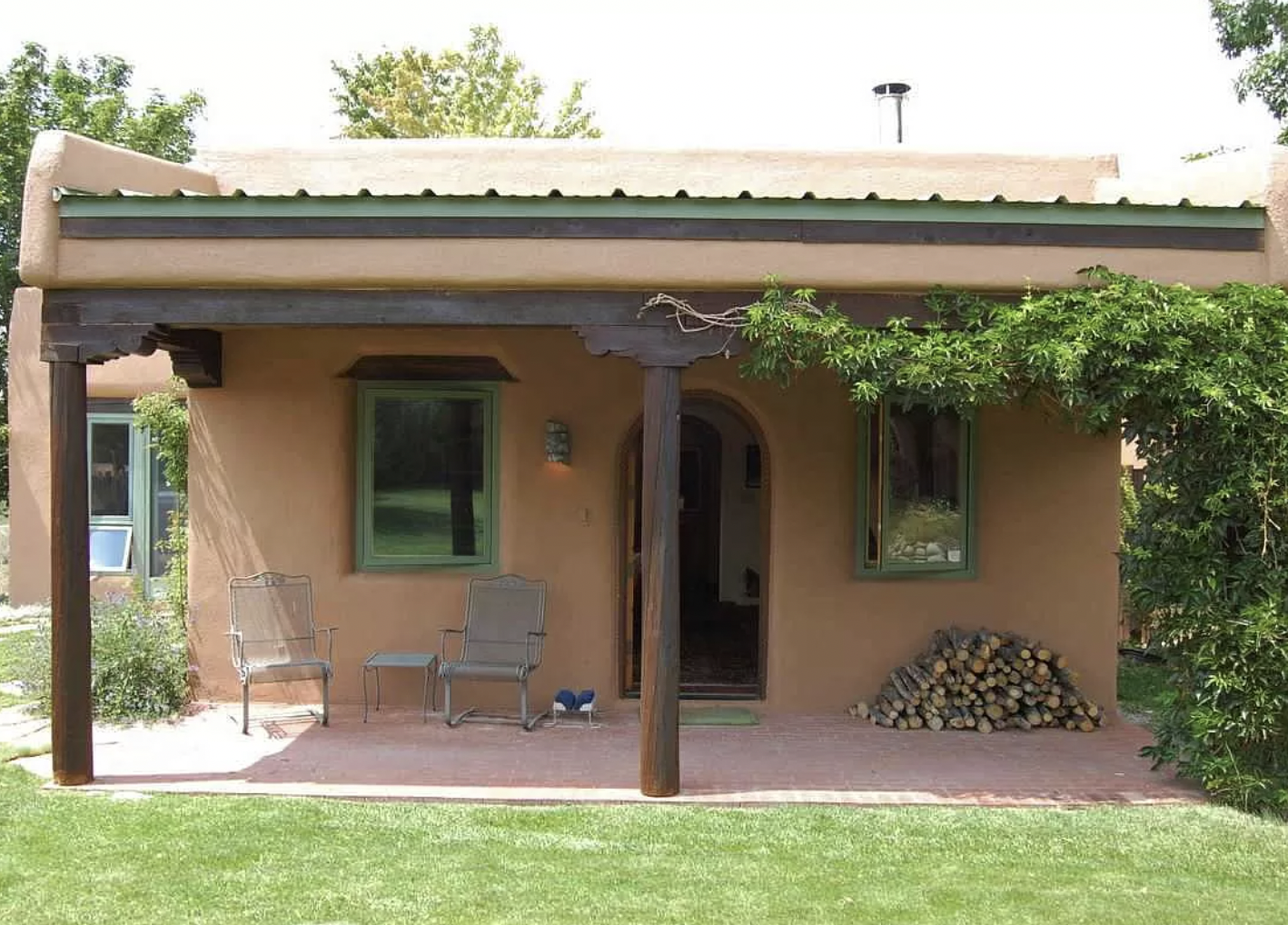 The Arroyo Seco Oasis: The Guest House
