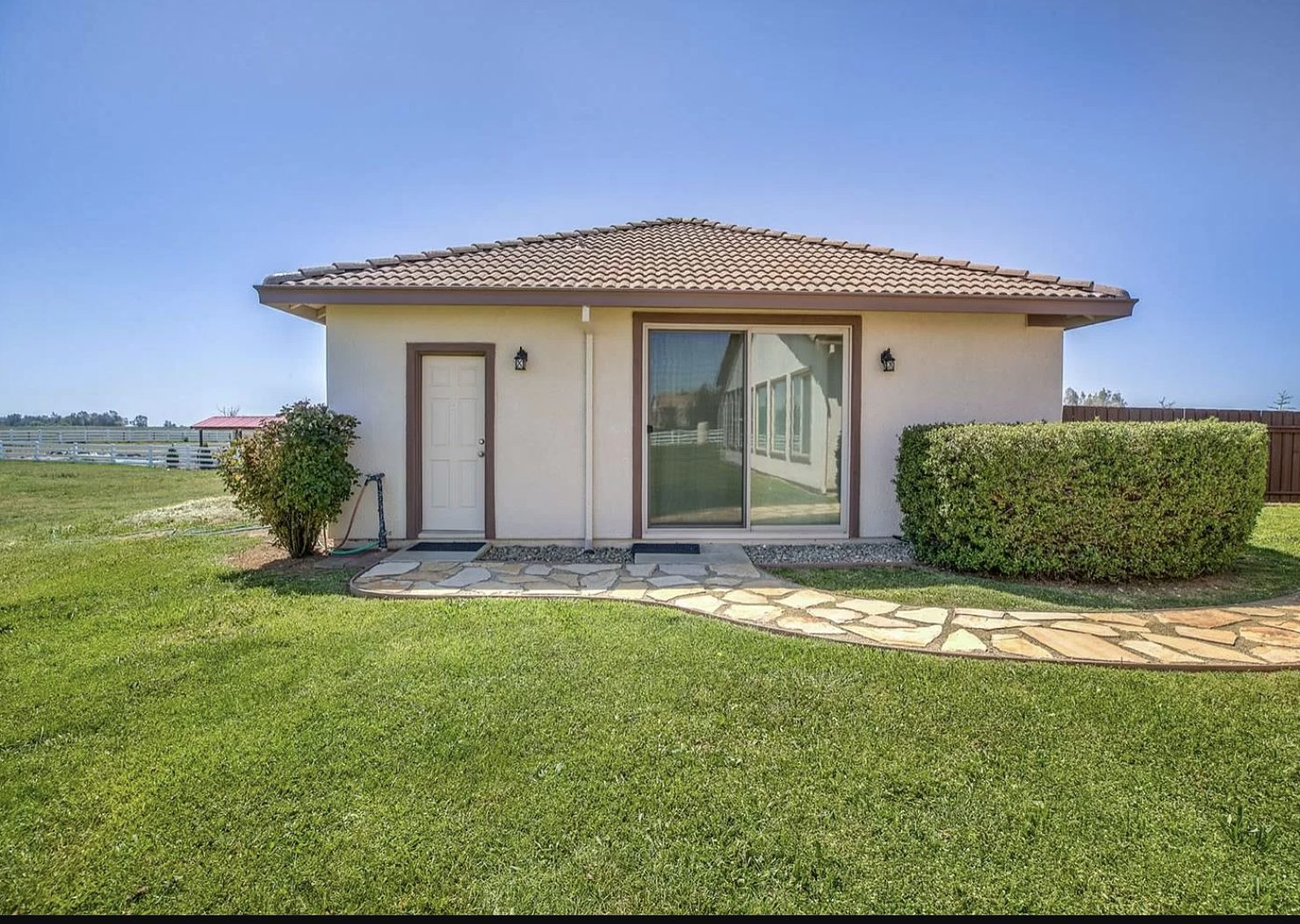 Country Living in California: The Guest House
