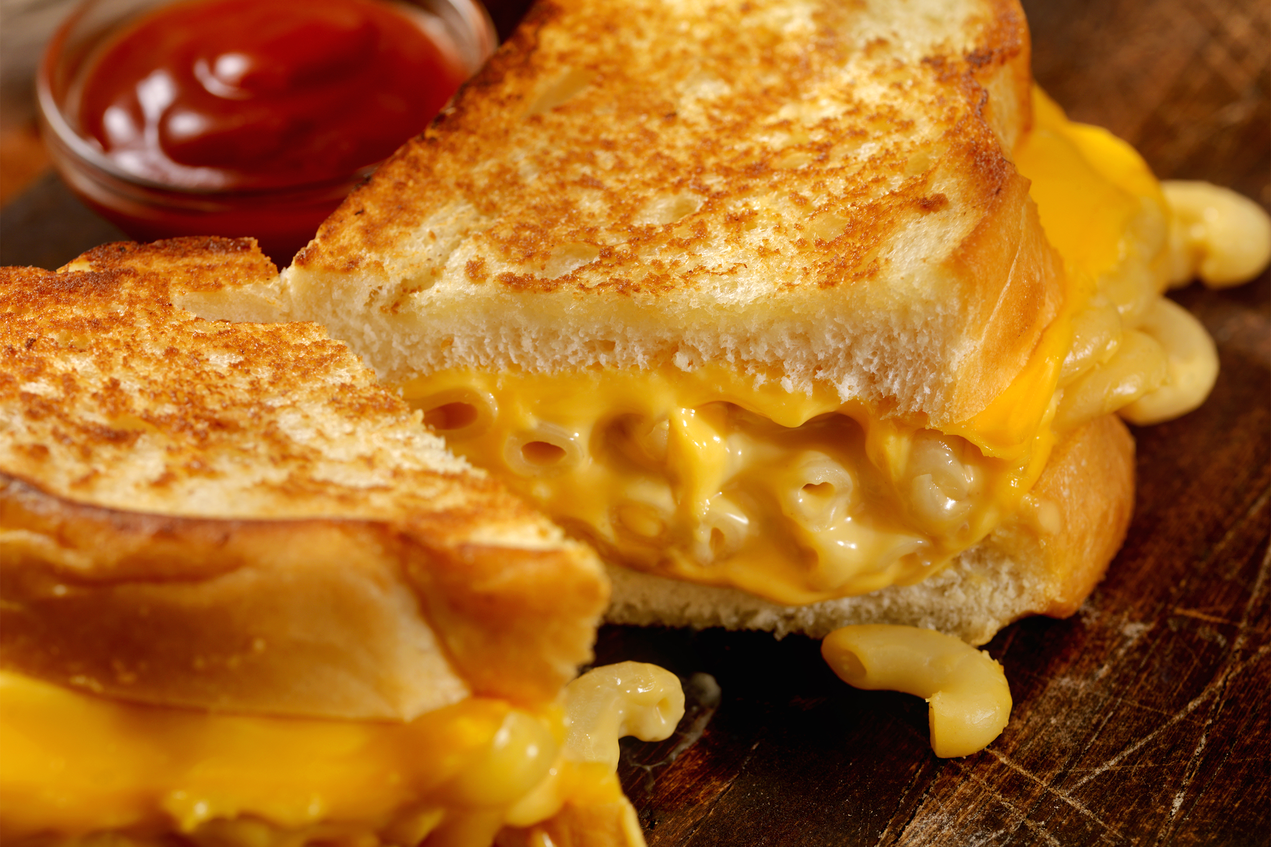 Macaroni and Cheese Sandwich