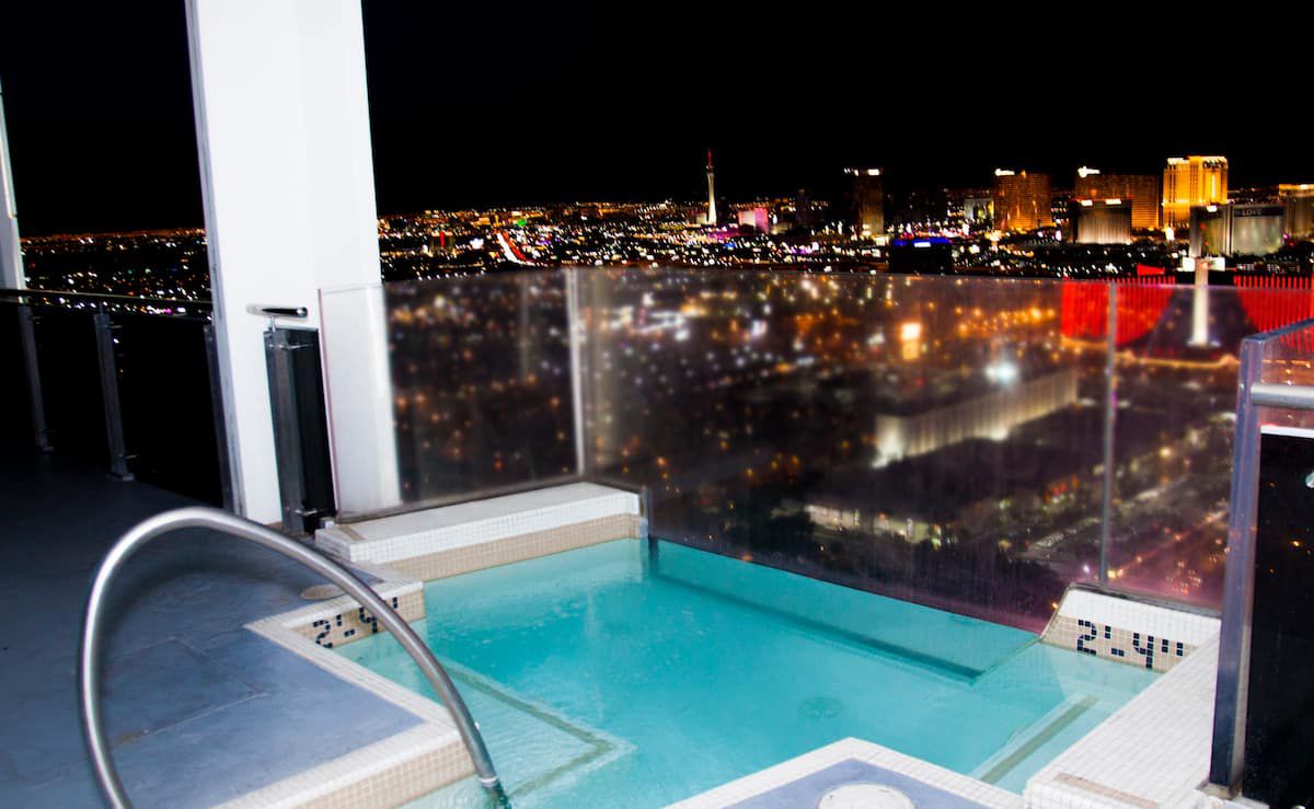 Amazing Palms Place Penthouse