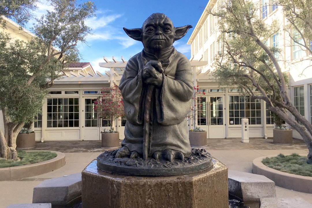 Yoda fountain in San Francisco