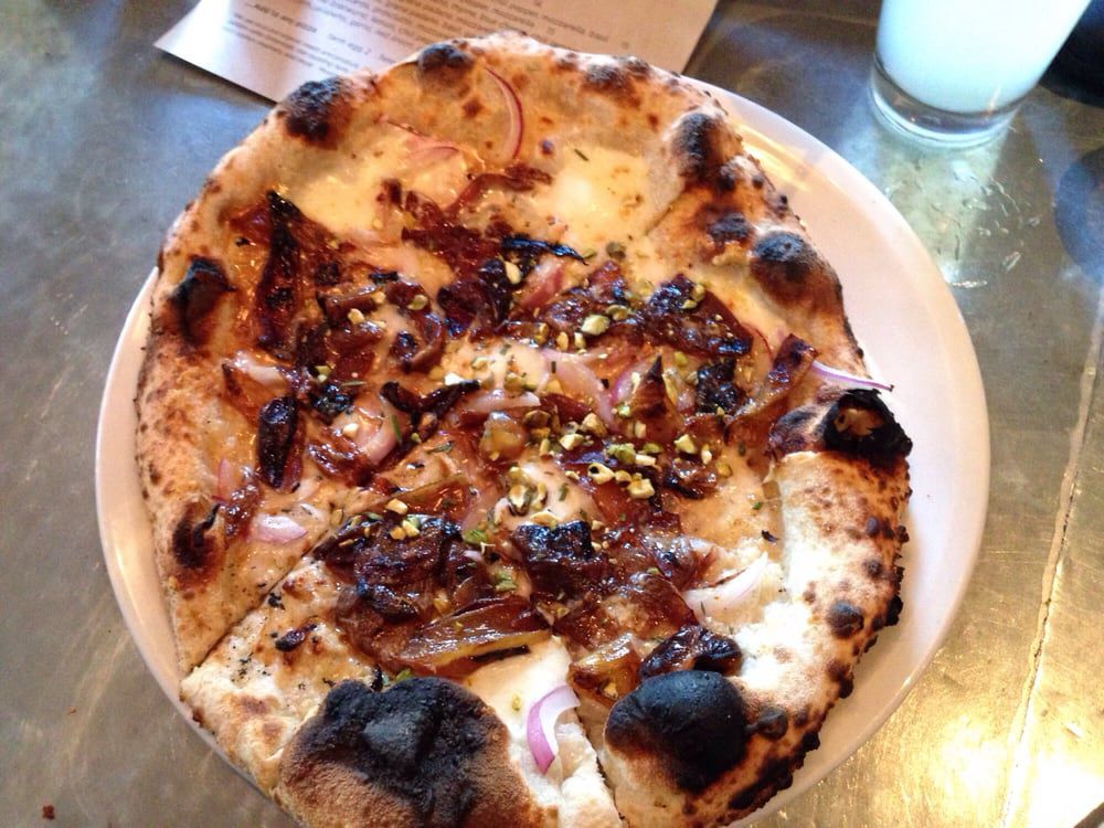 Pizza at Blackbird