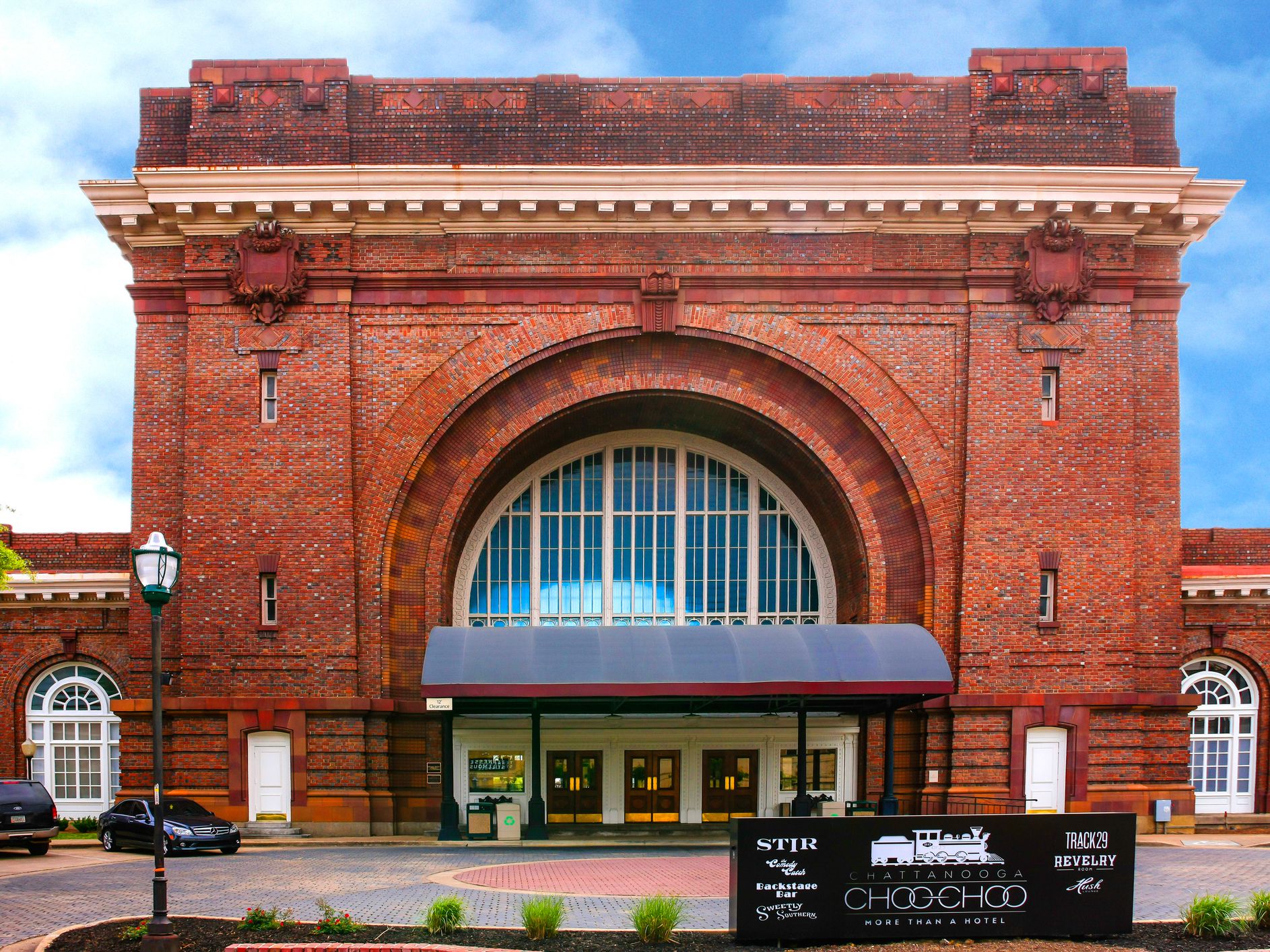 Chattanooga, TN, USA-April 10, 2016: The Chattanooga Choo-Choo hotel in Chattanooga, TN