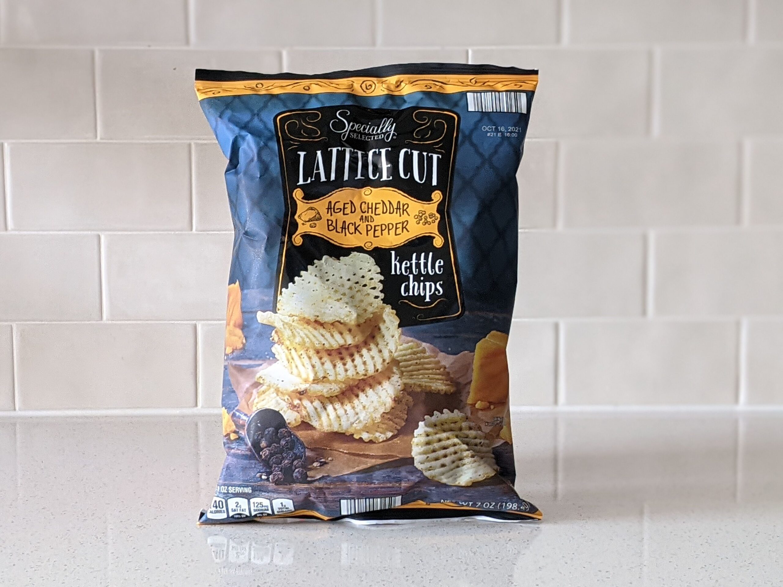 Specially Selected Lattice Cut Kettle Chips with Aged Cheddar and Black Pepper