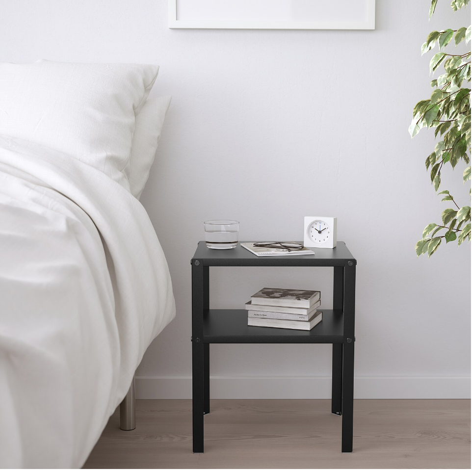 Knarrevik Nightstand