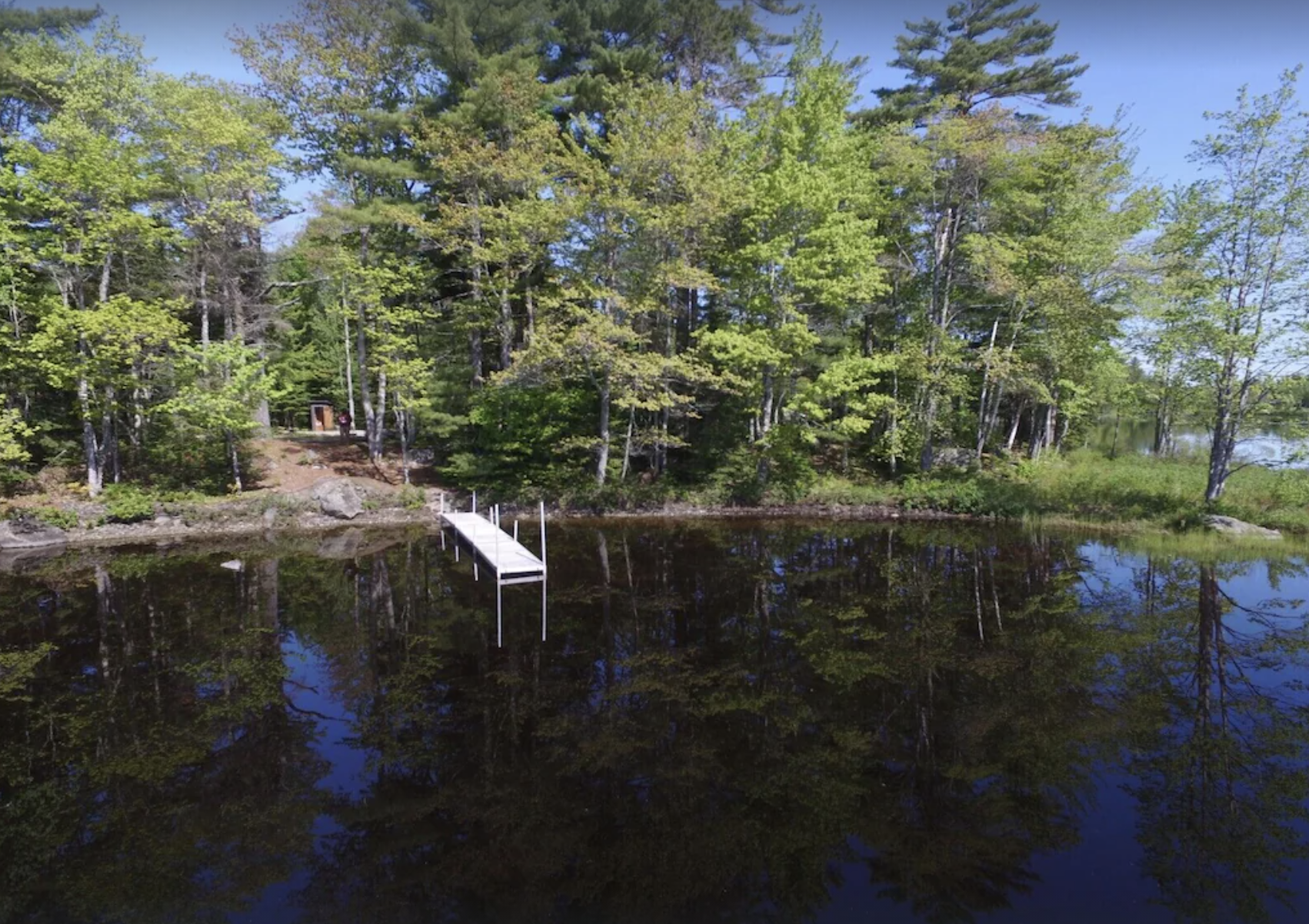 Rustic Off-Grid Lakefront Experience