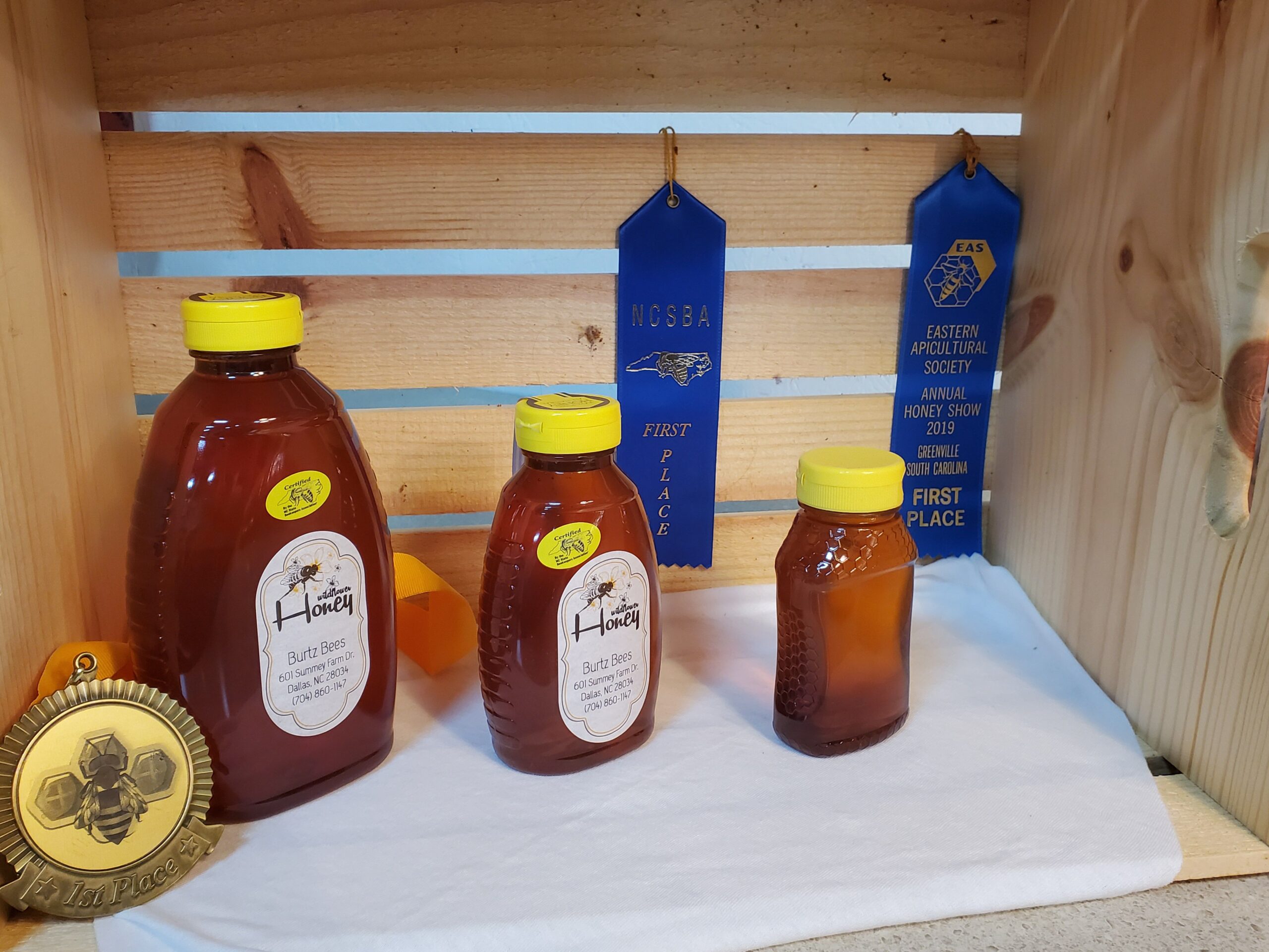Wildflower Honey: Burtz Bees