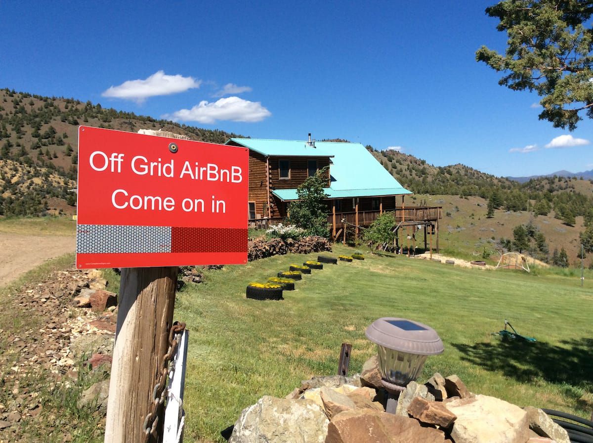 Off-Grid Painted Hills Ranch