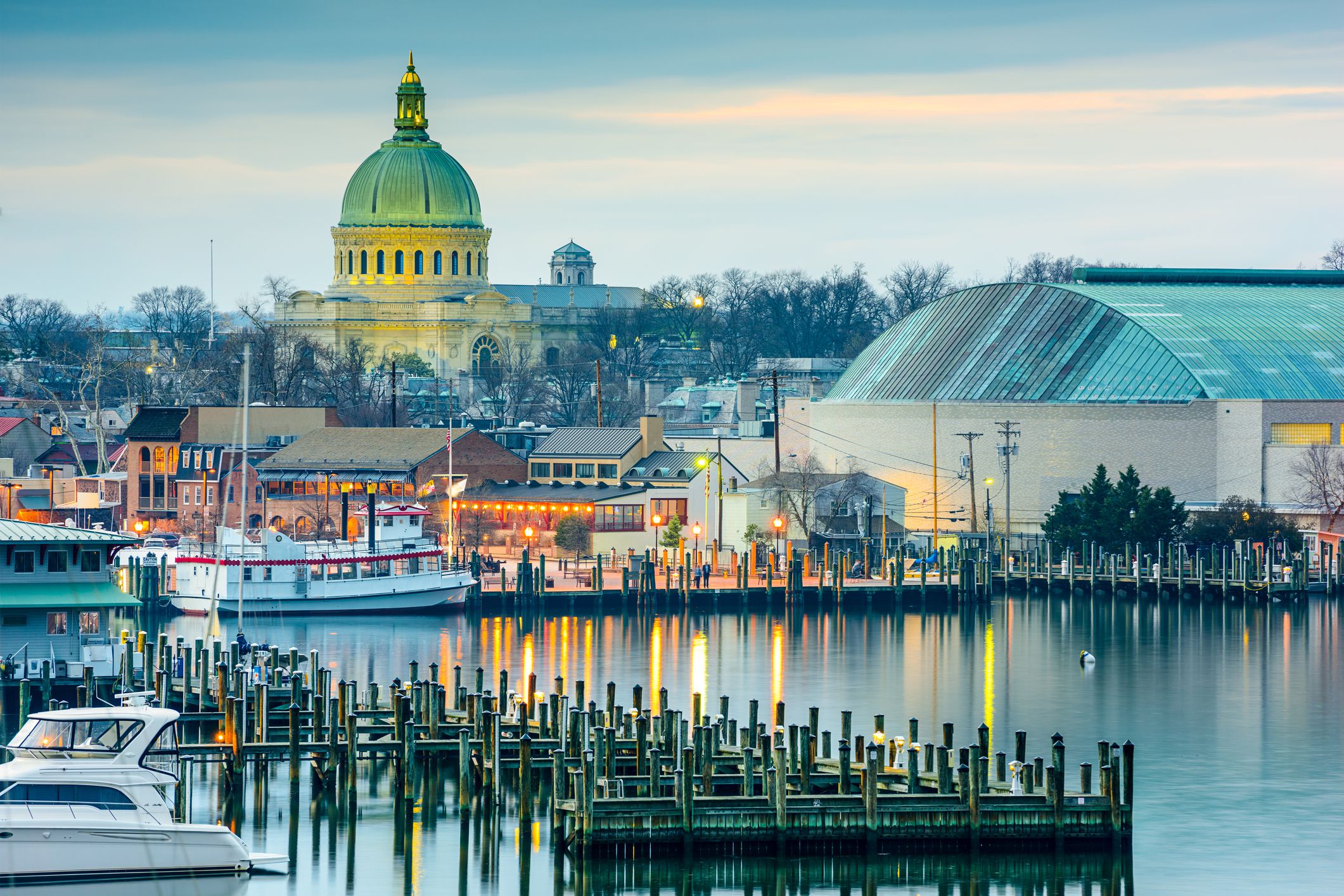 Annapolis, Maryland, USA town skyline at Chesapeake Bay with the United States Naval Academy Chapel dome.