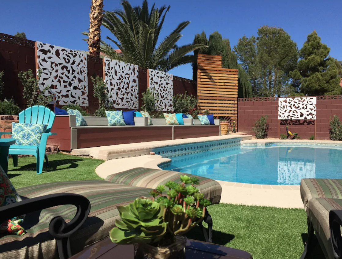 Desert Pearl: The Pool