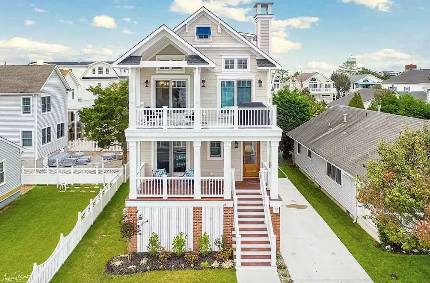 Three-Story Charmer