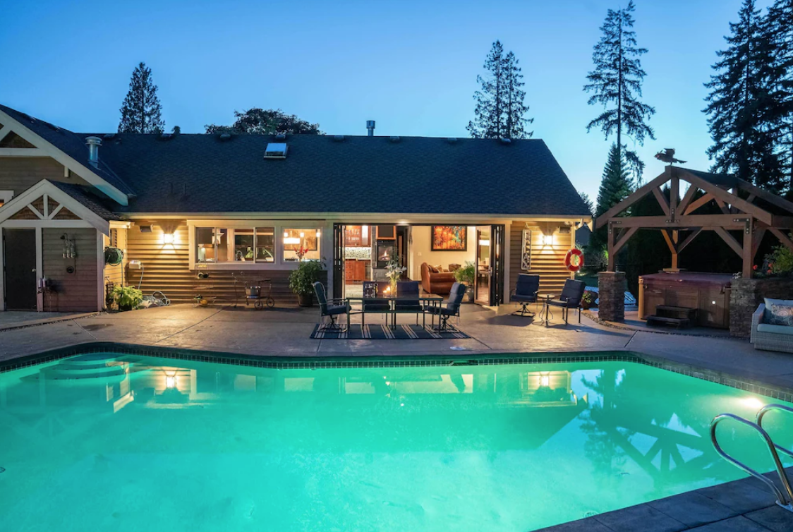 Emerald City Getaway