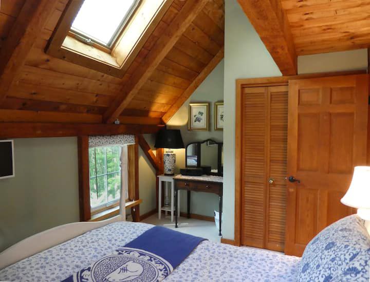 Private Suite With Country Hill Views: More