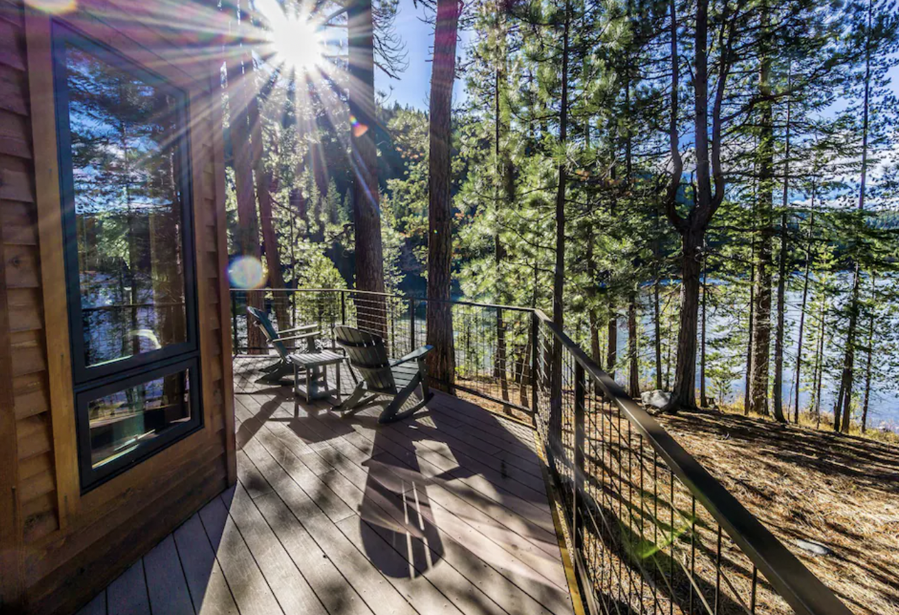 Hillside Cabins on Tumalo Lake: More