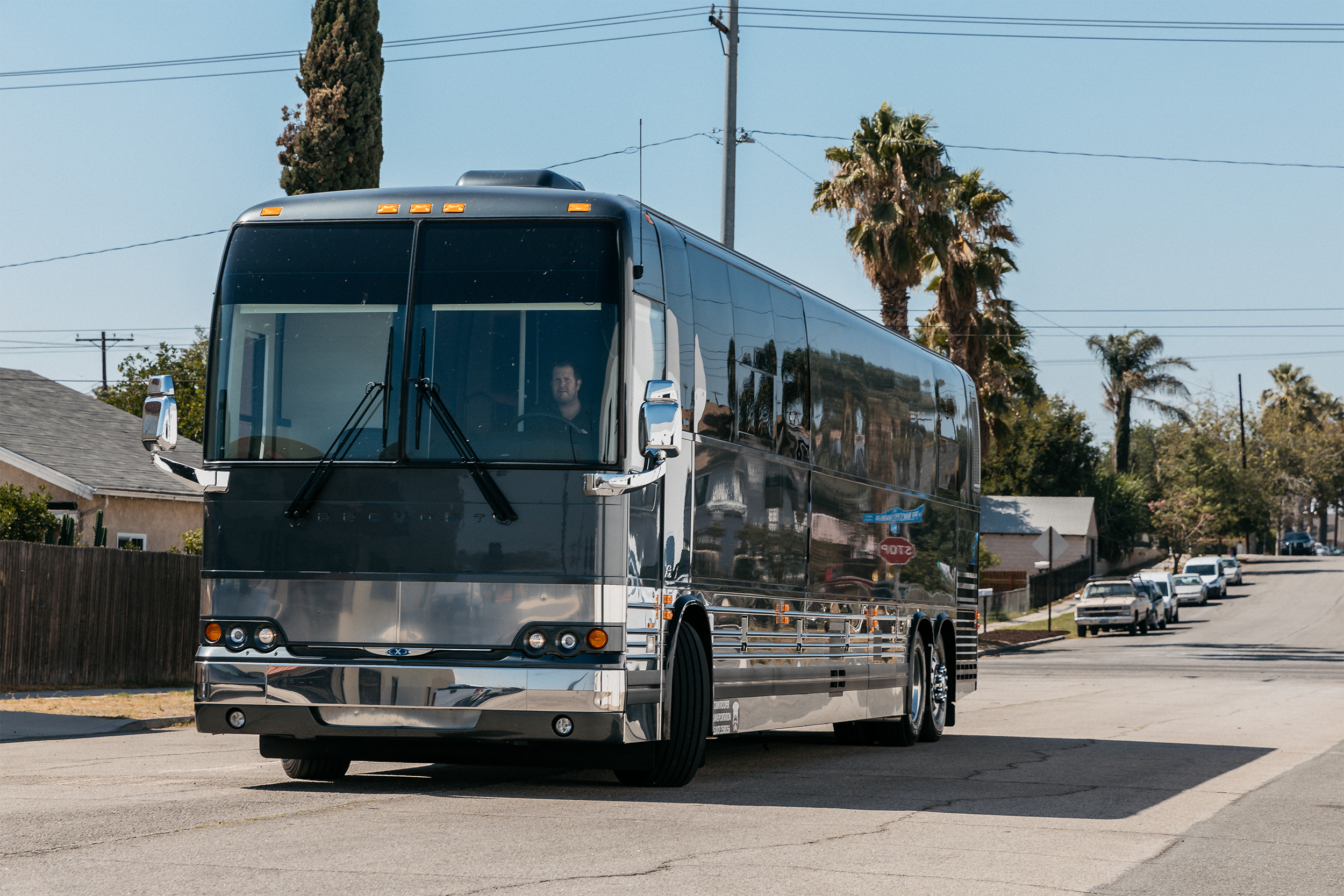 StormTrooper bus