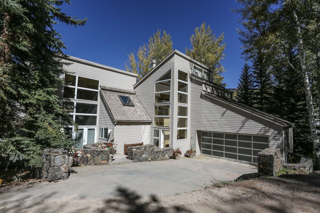 Magnificent Mountain Home
