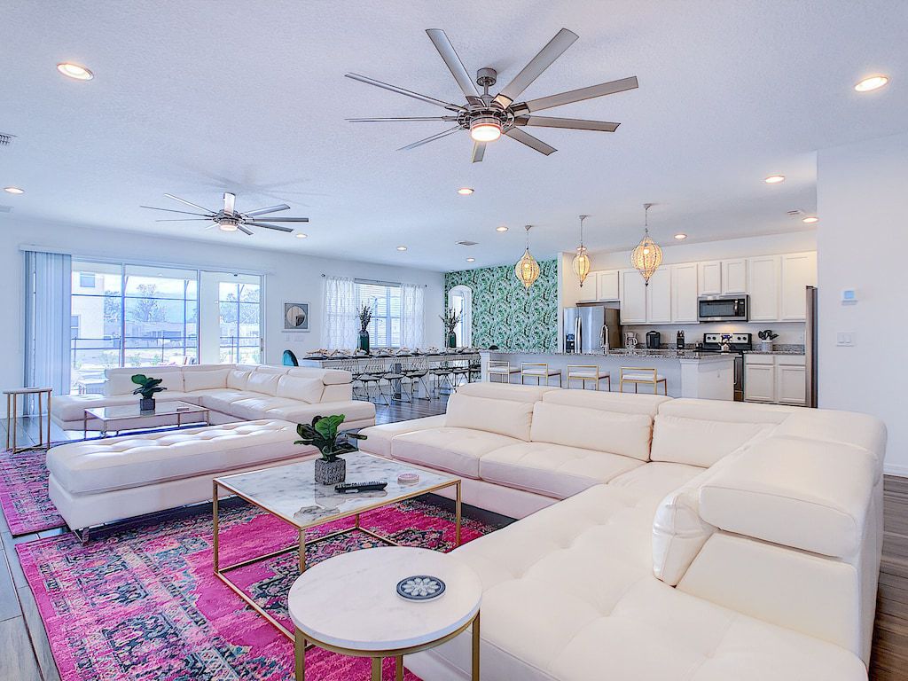 Luxury Solterra Resort Retreat: More