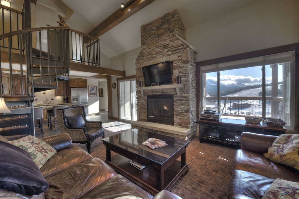 Phenomenal Ski-In, Ski-Out Condo