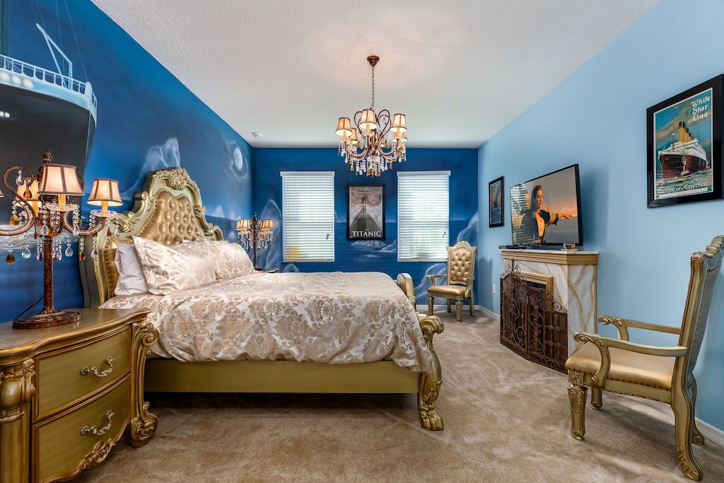Hollywood Movie-Themed Mansion: More