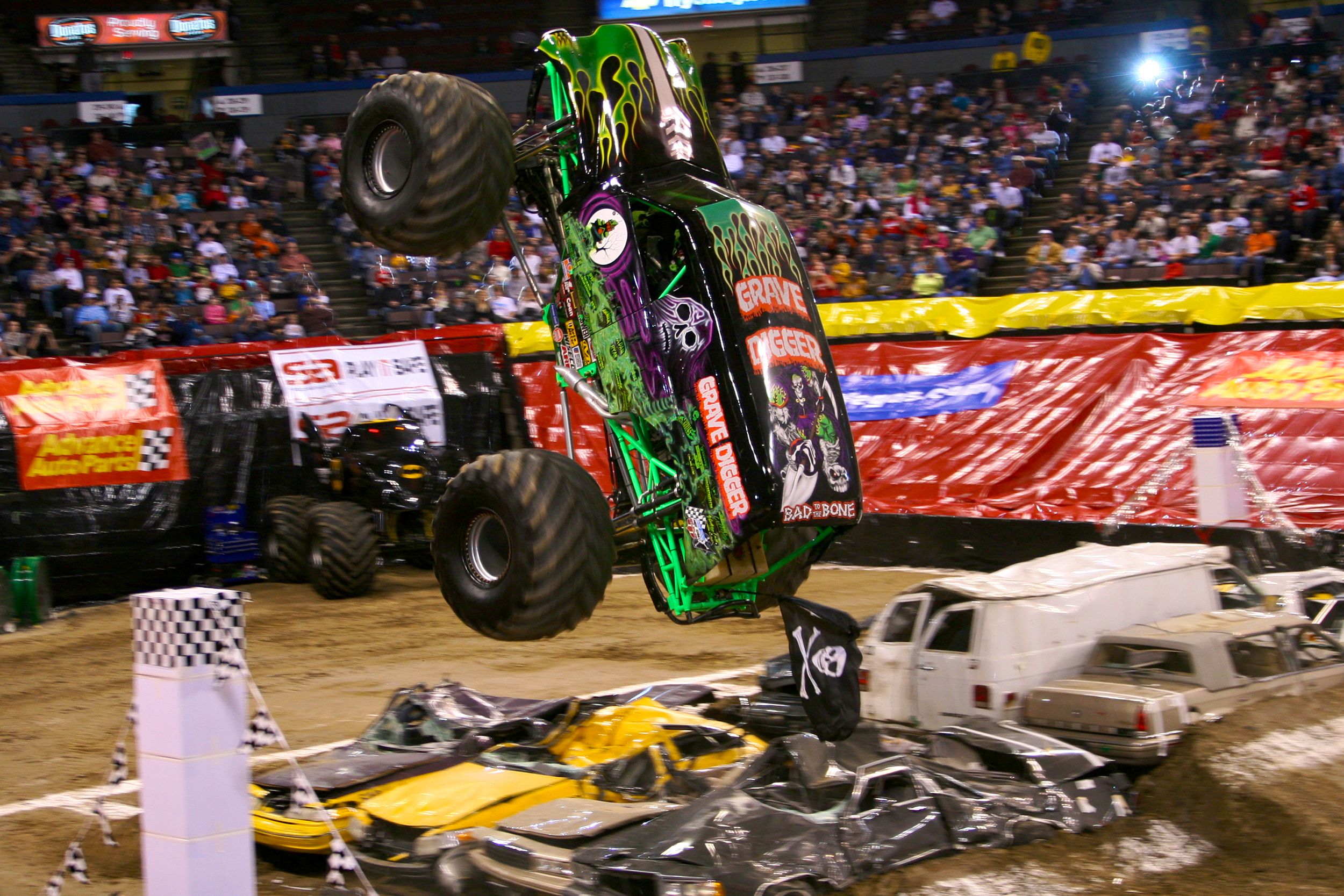 grave digger monster truck in the air, 2009