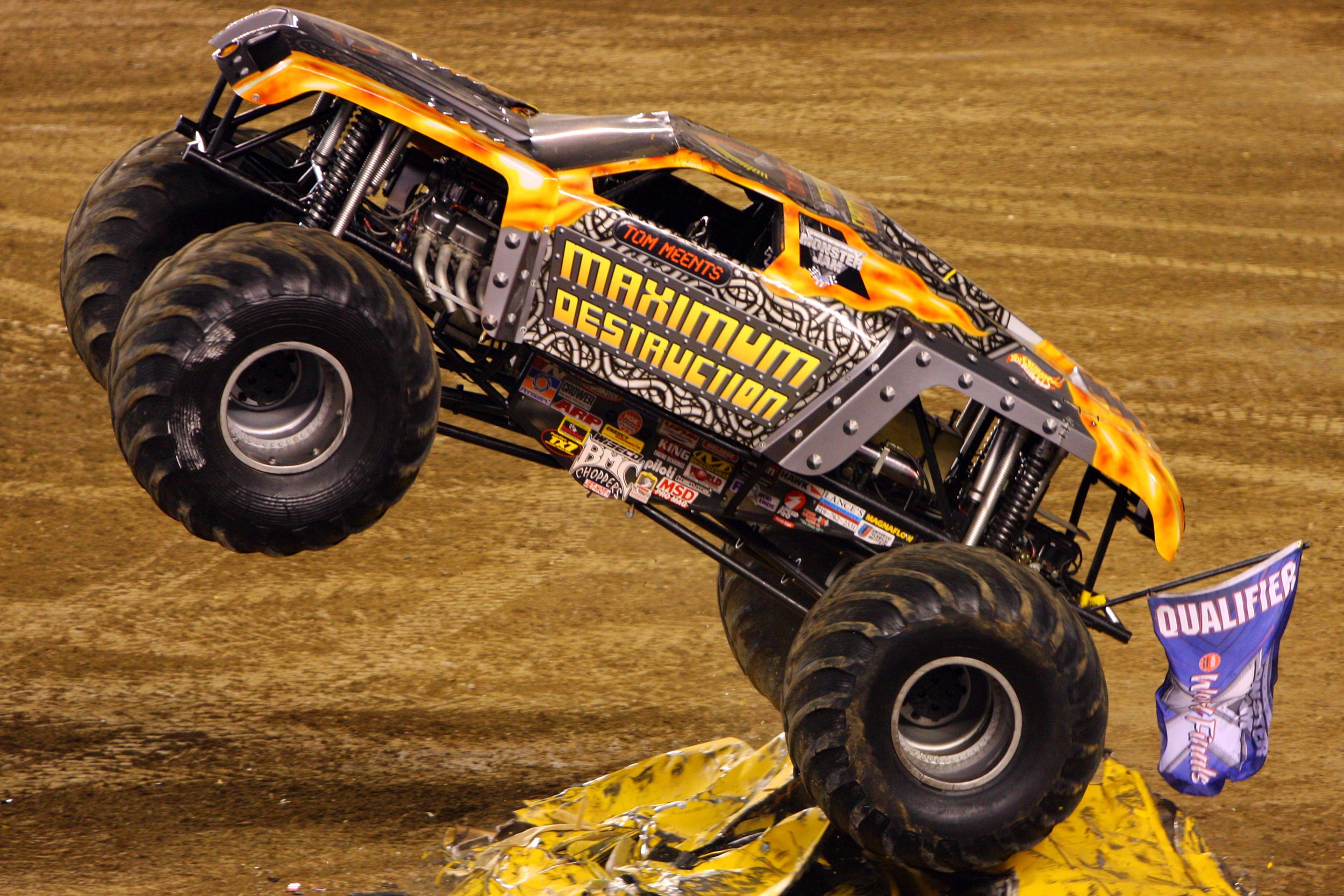 maximum destruction monster truck