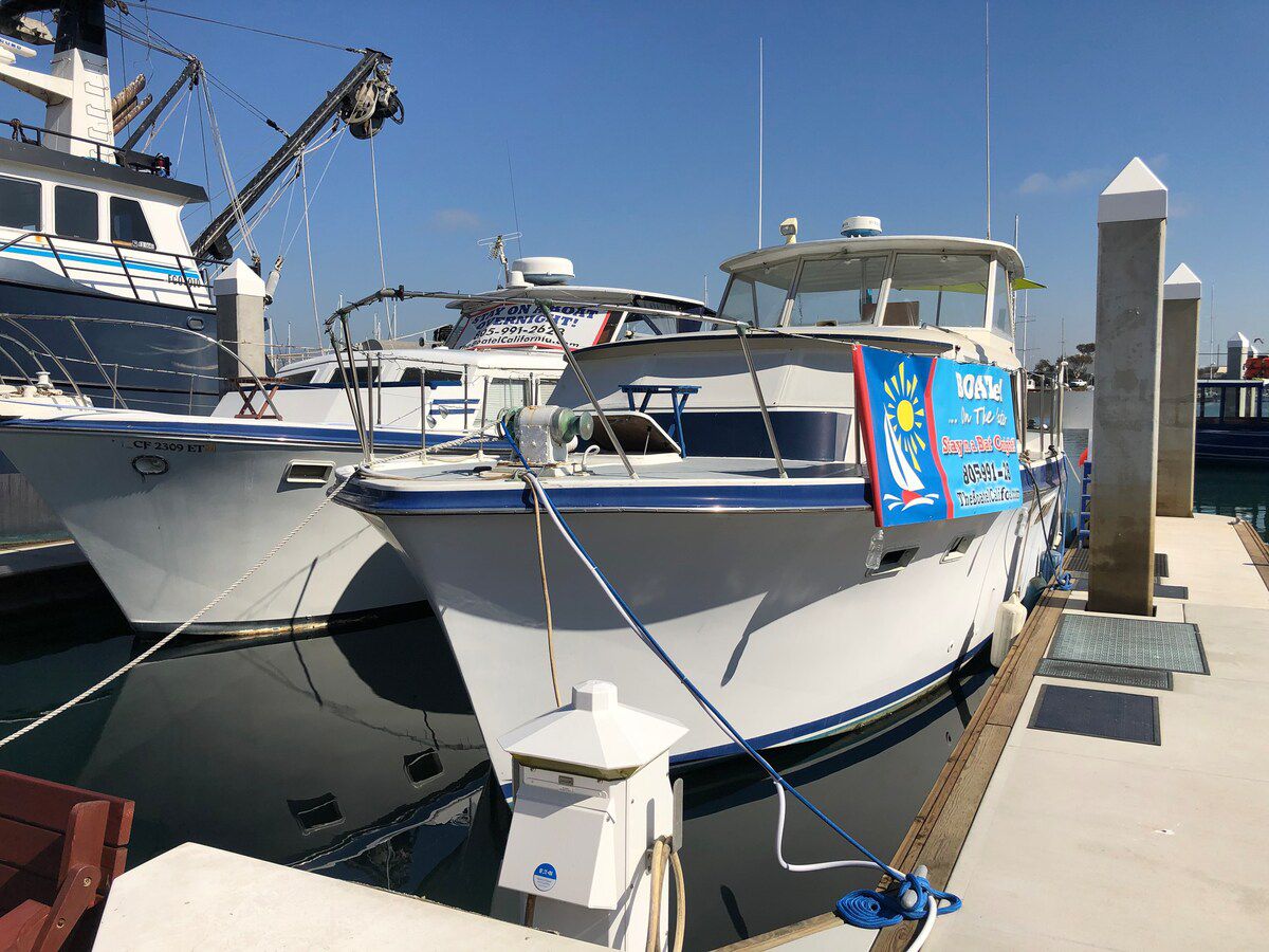 Boatel On The Water