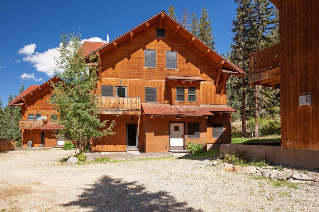 Posh Kachina Village Chalet