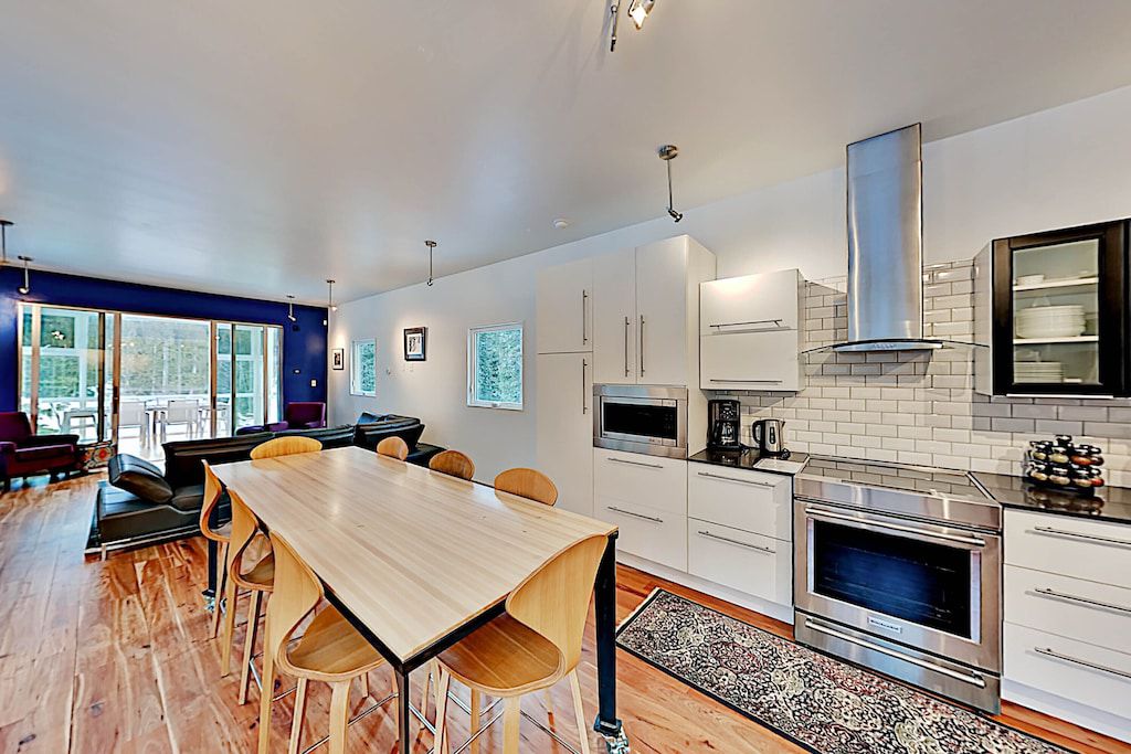 Ultra Modern Vacation Rental