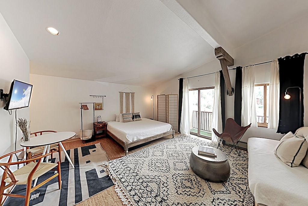 The Powderhorn Top Floor Condo