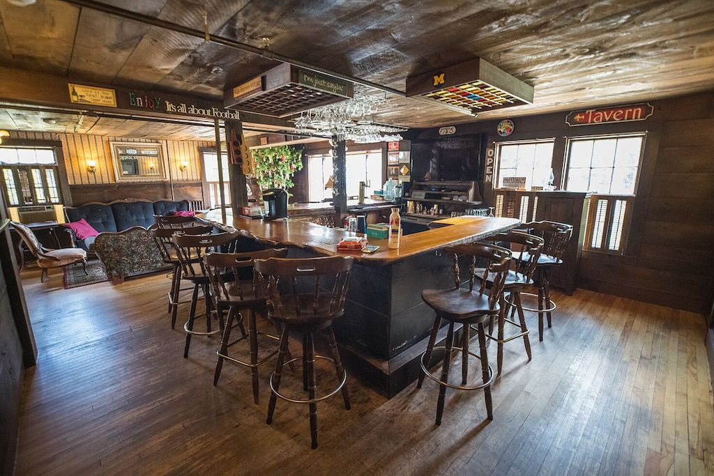 The 1785 Inn | More