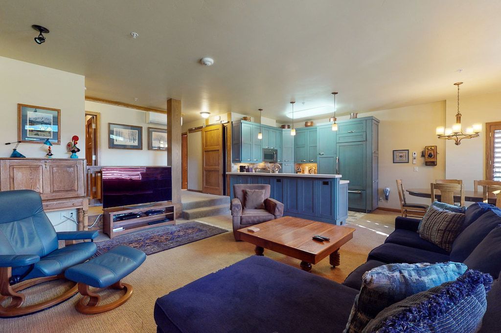 On-Mountain Vail Condo