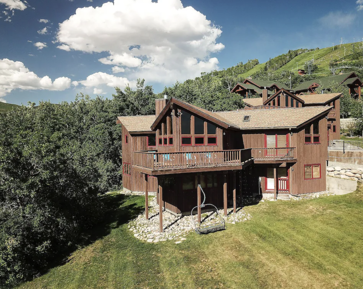 Bright Mountain Home: More