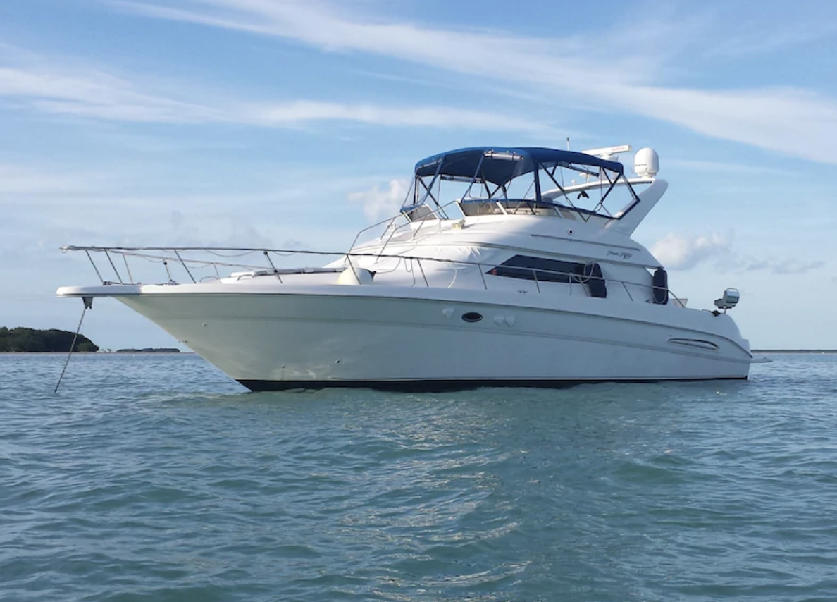 New Town Yacht