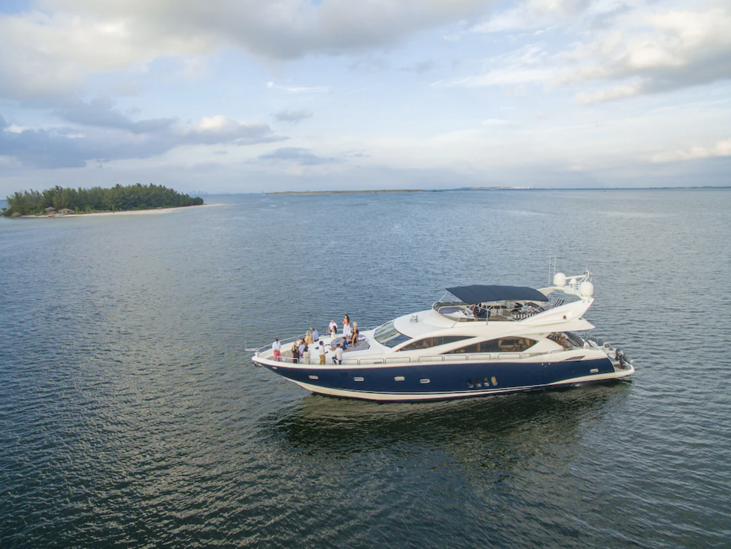 Harbour Island Yacht