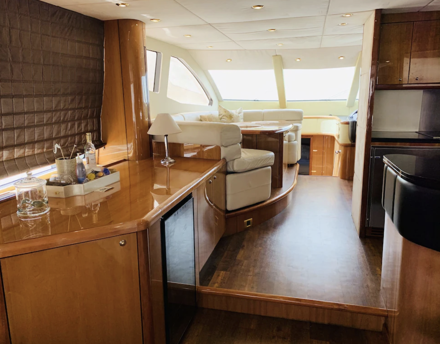 76-Foot Luxury Yacht: More