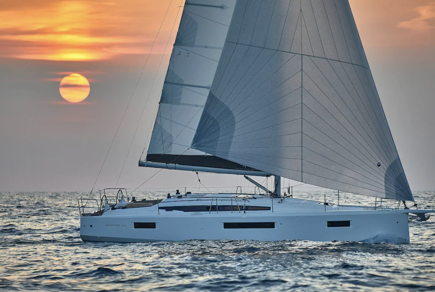 2020 Sailing Yacht