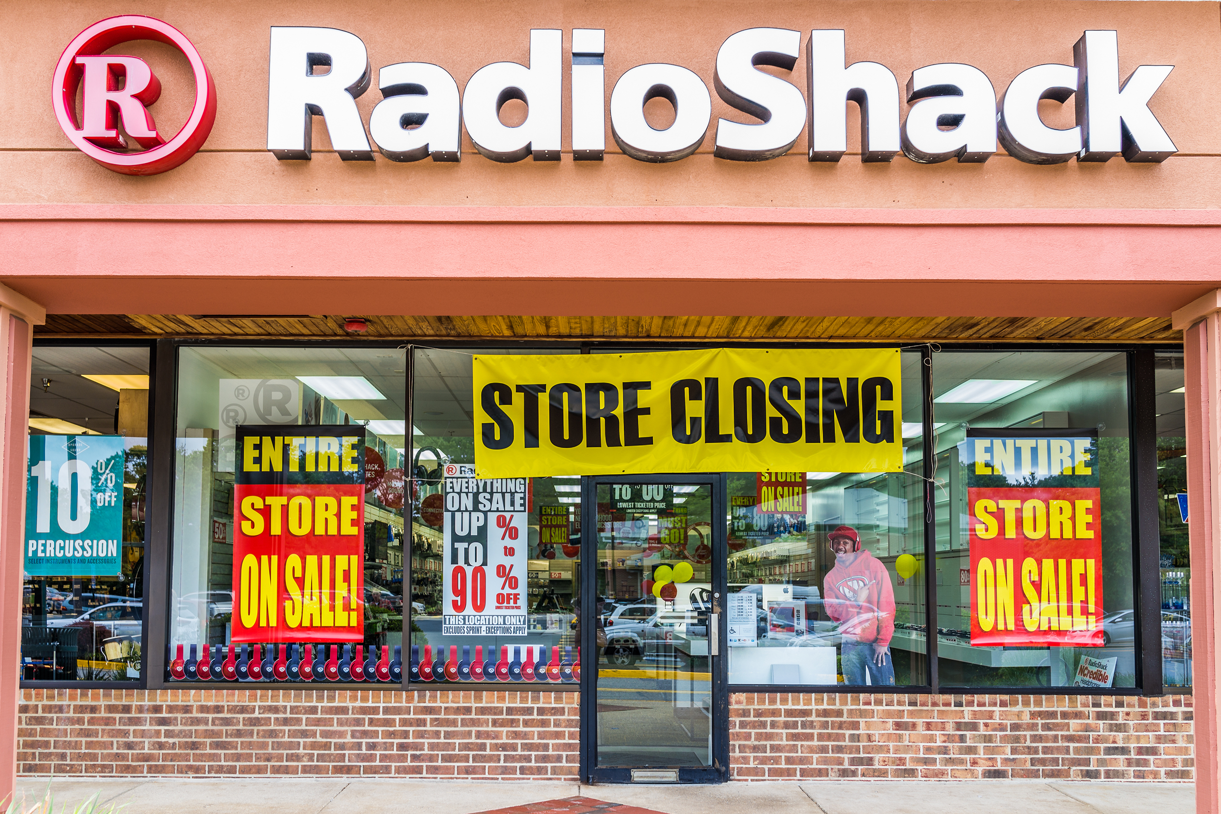 Radio Shack store closing