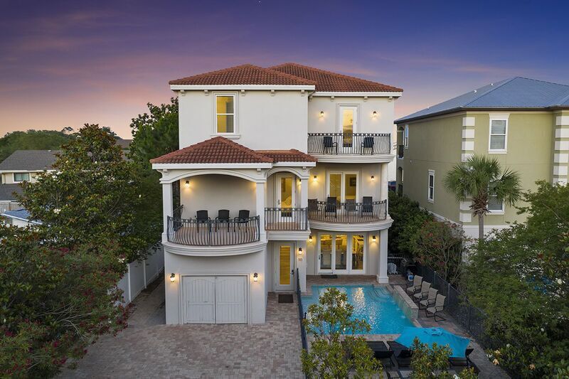 The Adonis Mansion