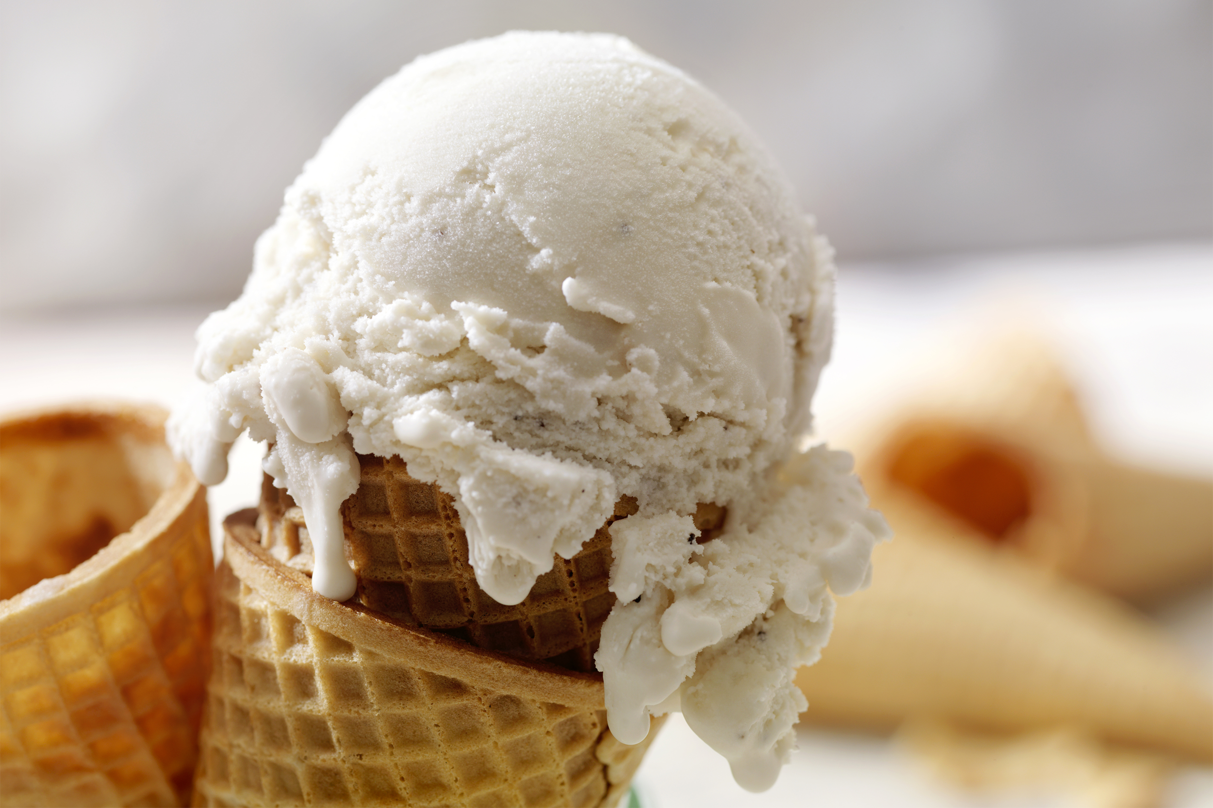 vanilla ice cream cone
