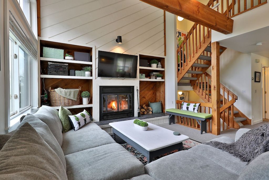 4-Bedroom Townhome in the Trailside Community