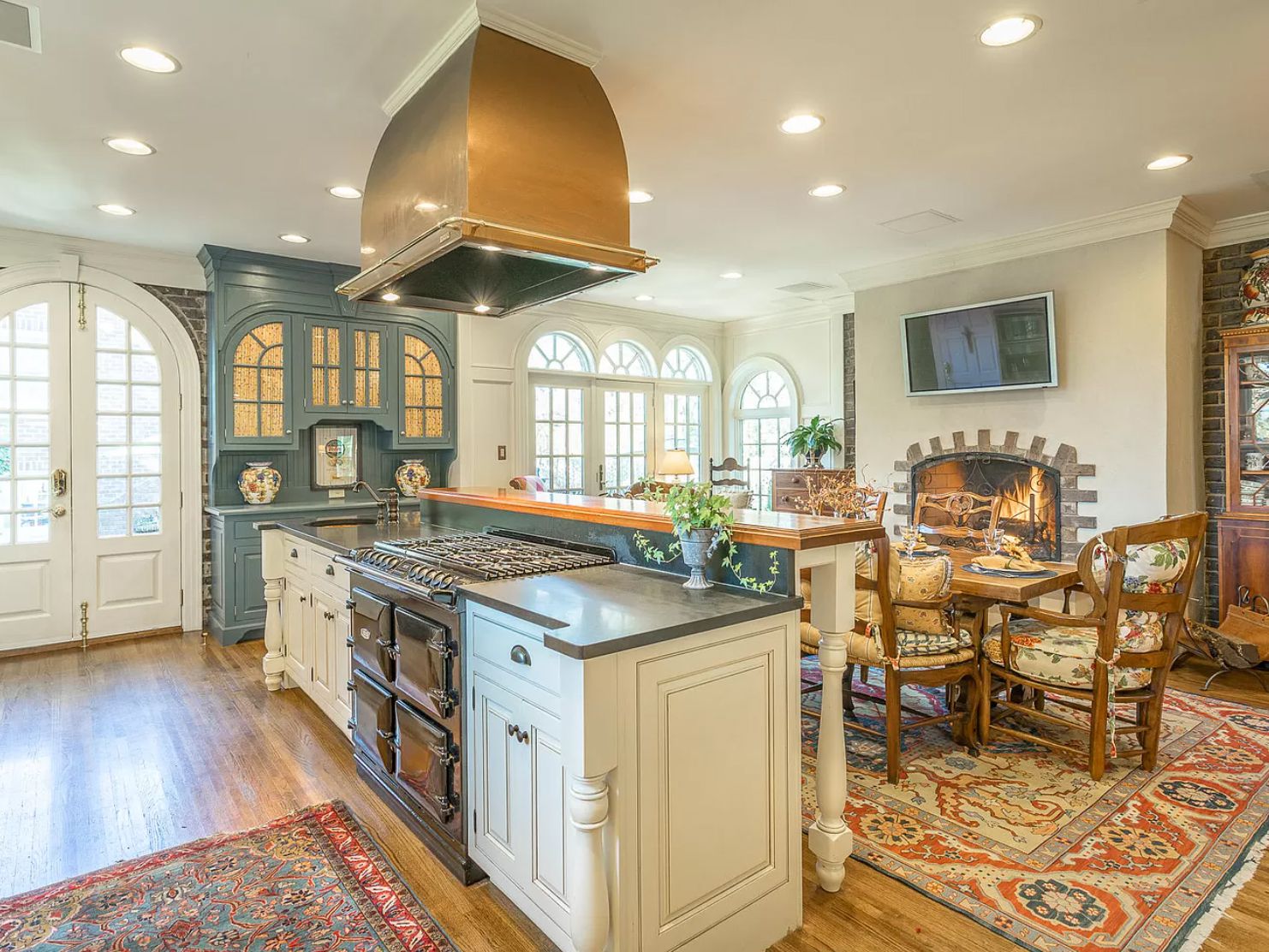 403 Thomas Ave NW, Cleveland, TN 37311, Inside