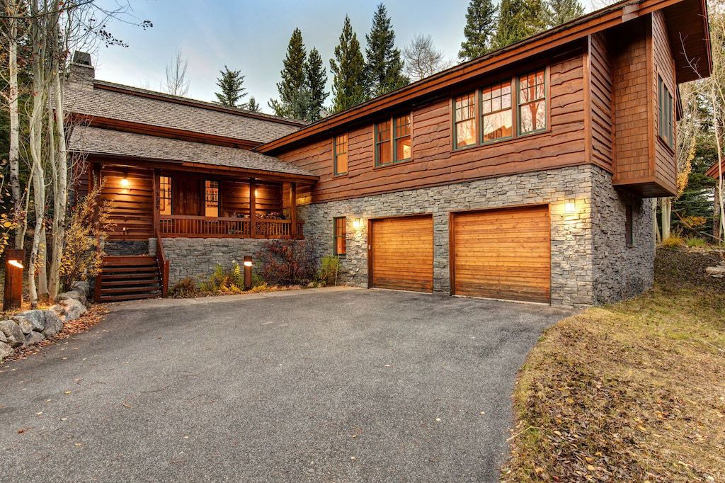 The Alpine Retreat