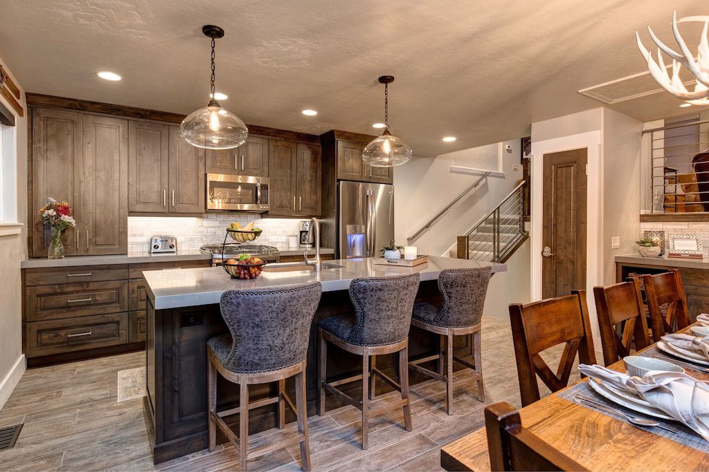 The Luxury Enclave