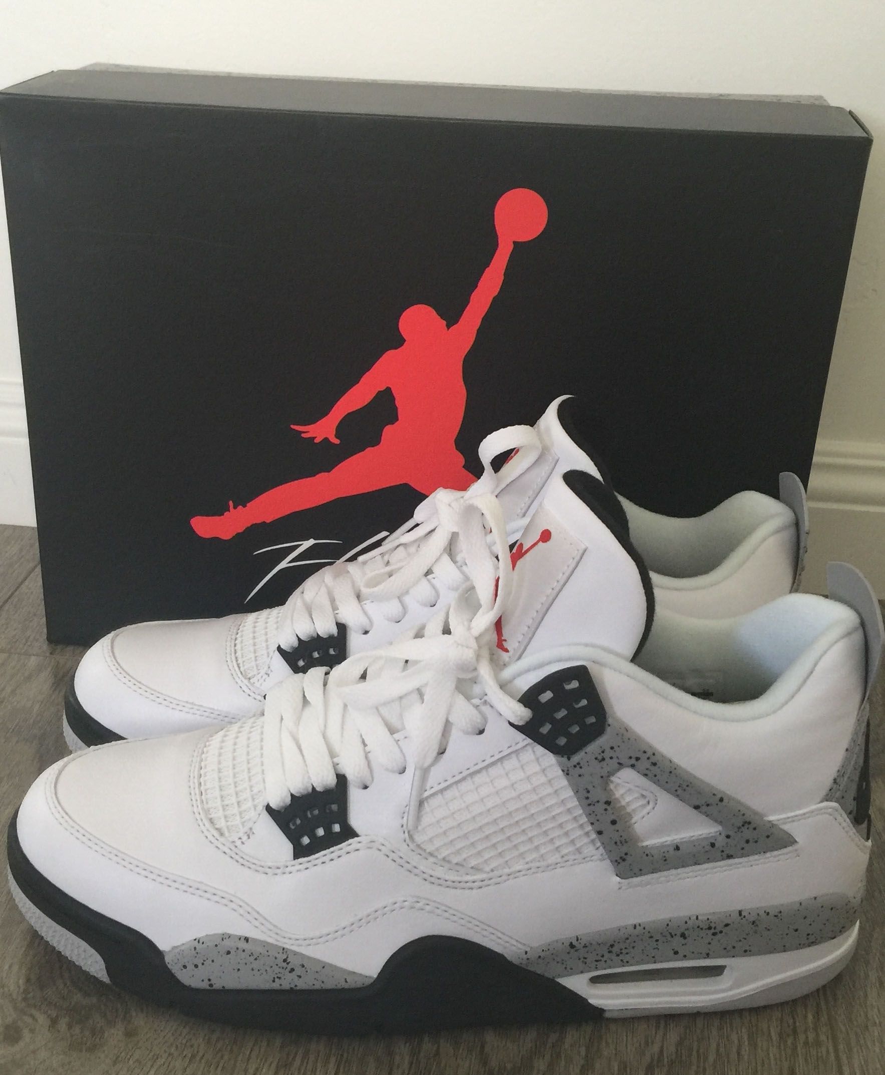 Air Jordan IV, (White Cement Colorway)