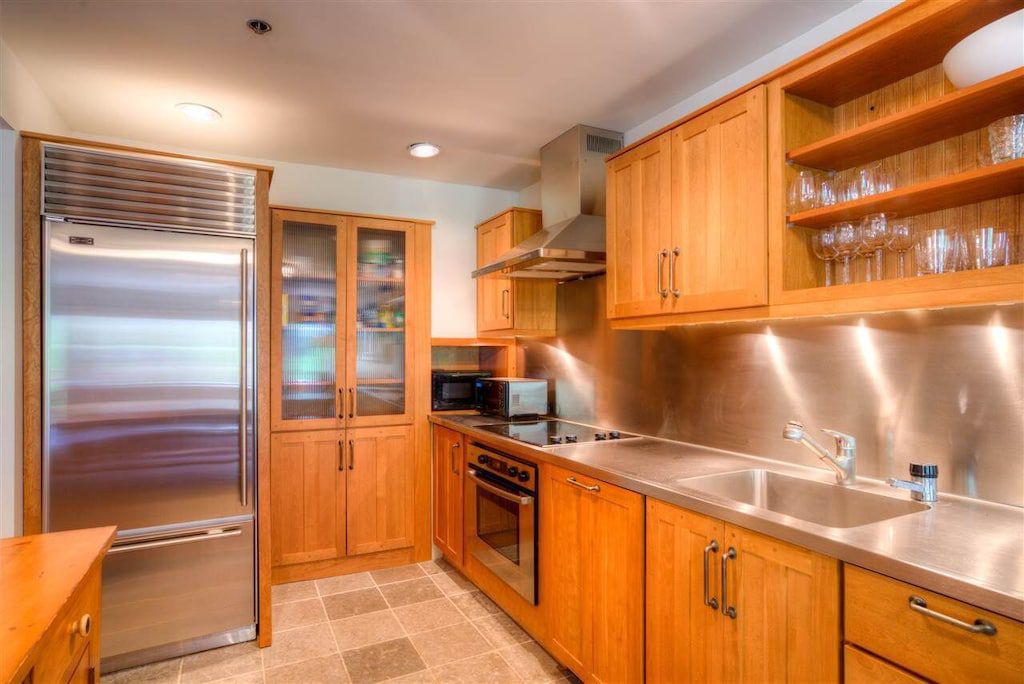 Stratton Mountain Watch Condo