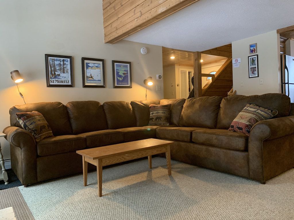 Spacious 3-Bedroom on Jay Peak