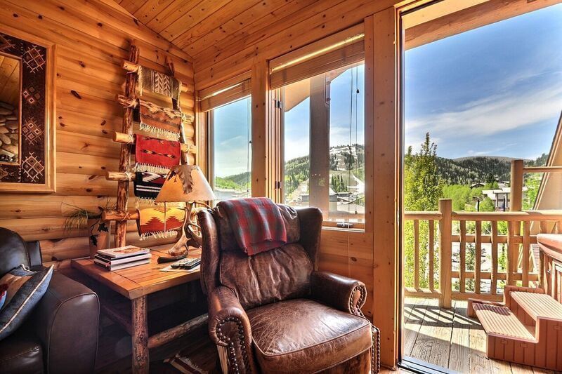 Penthouse Rustic Mountain Retreat vrbo rental
