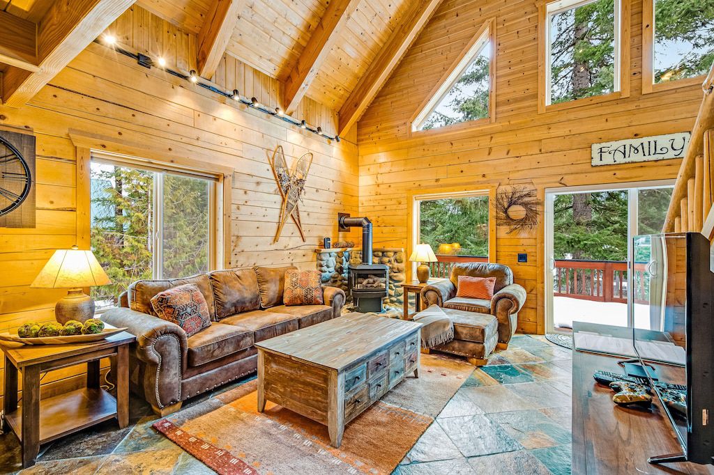 Rural Cabin Close to Skiing