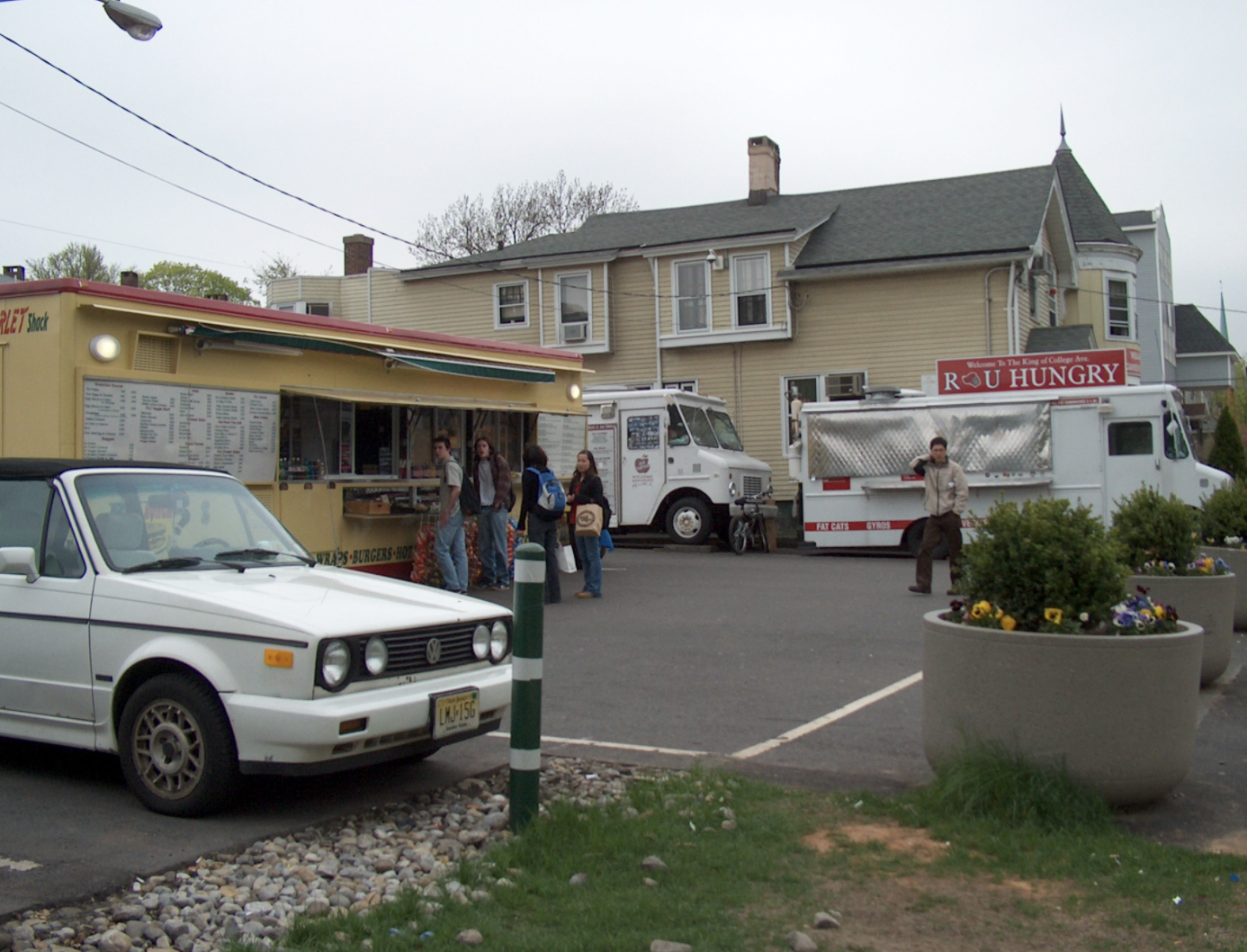 1980: Food Trucks Go to College